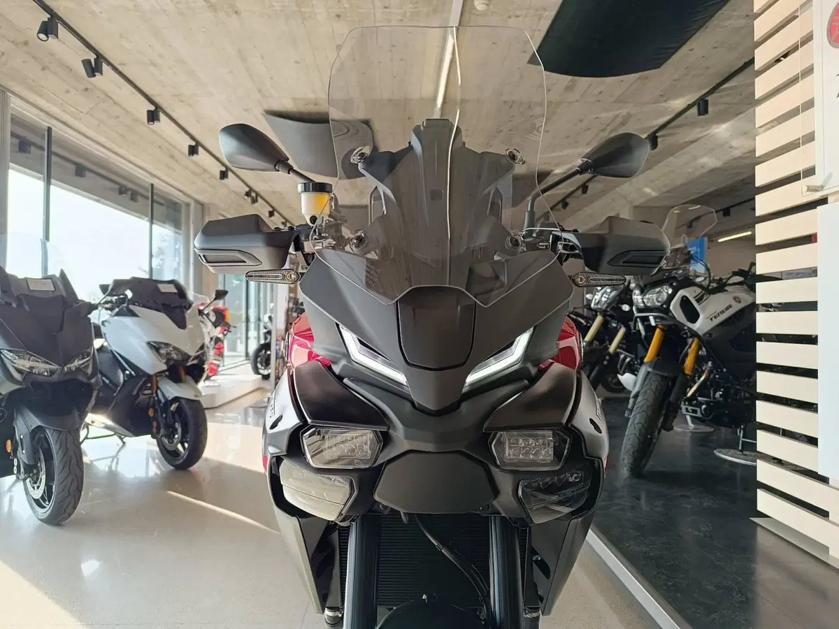 Yamaha Tracer 9 (2025 - 26) (8)