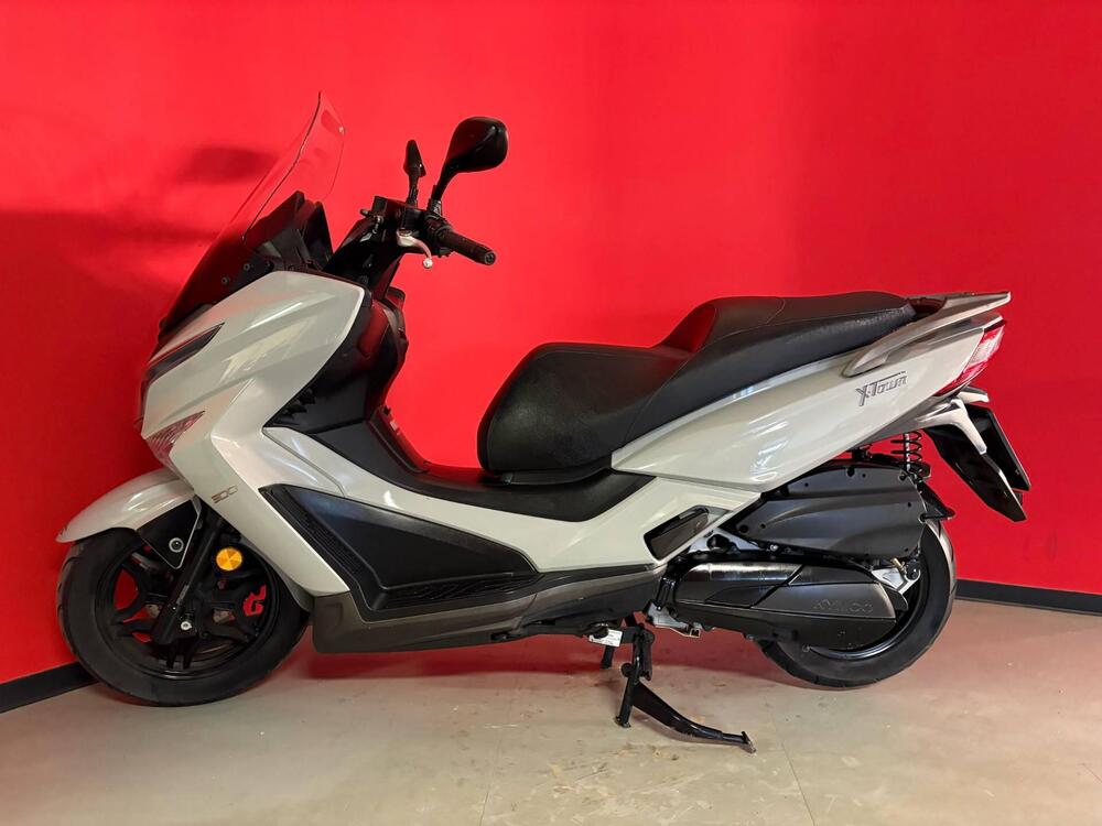 Kymco X-Town 300i (2021 - 25) (3)