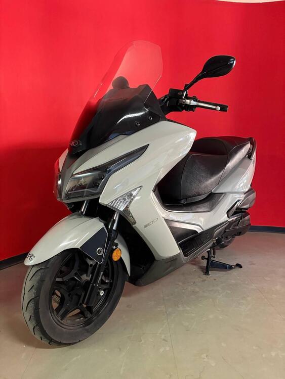 Kymco X-Town 300i (2021 - 25) (4)