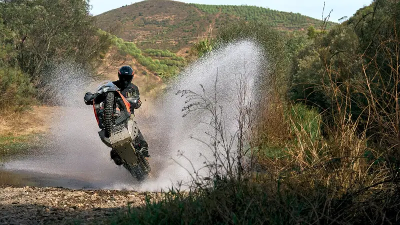 KTM: gamma stradale 2023-2025 con garanzia estesa