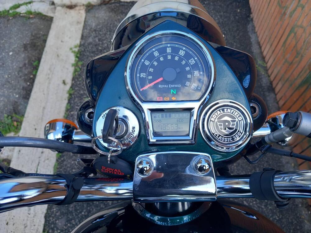 Royal Enfield Classic 350 (2021 - 25) (4)