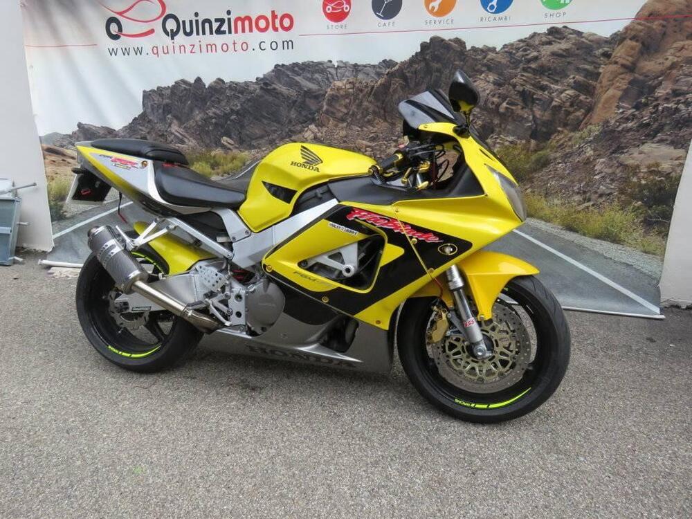 Honda CBR 900 RR Fireblade (2000 - 01) (2)