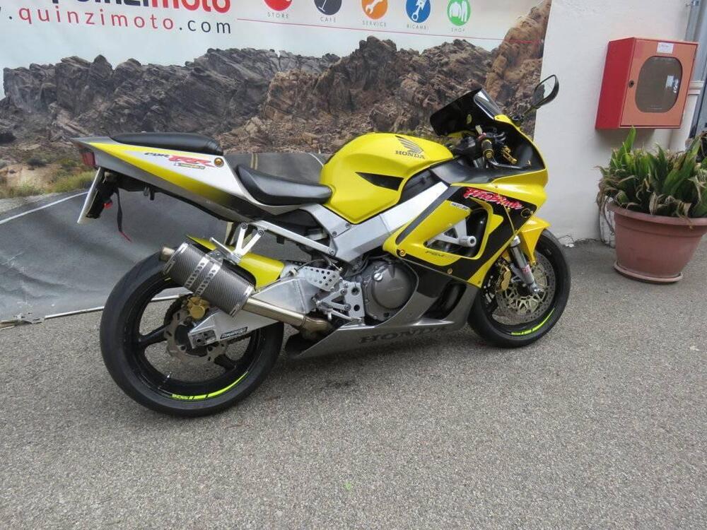 Honda CBR 900 RR Fireblade (2000 - 01) (3)