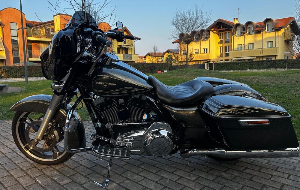 Harley-Davidson 1690 Street Glide Special (2014 - 16) - FLHX (2)