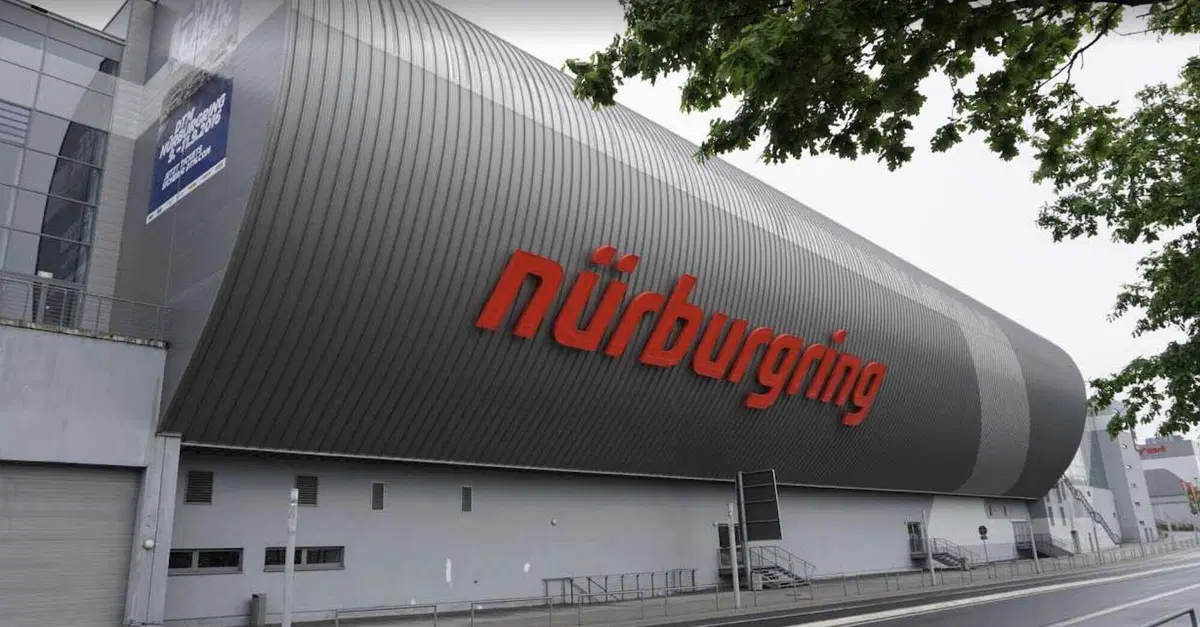 N&uuml;rburgring: "circolazione turistica" vietata alle moto 