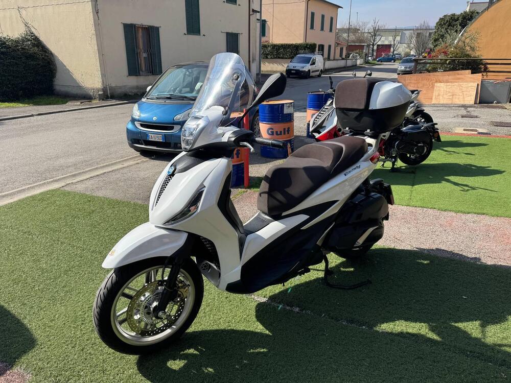 Piaggio Beverly 400 ABS-ASR (2021 - 25) (4)