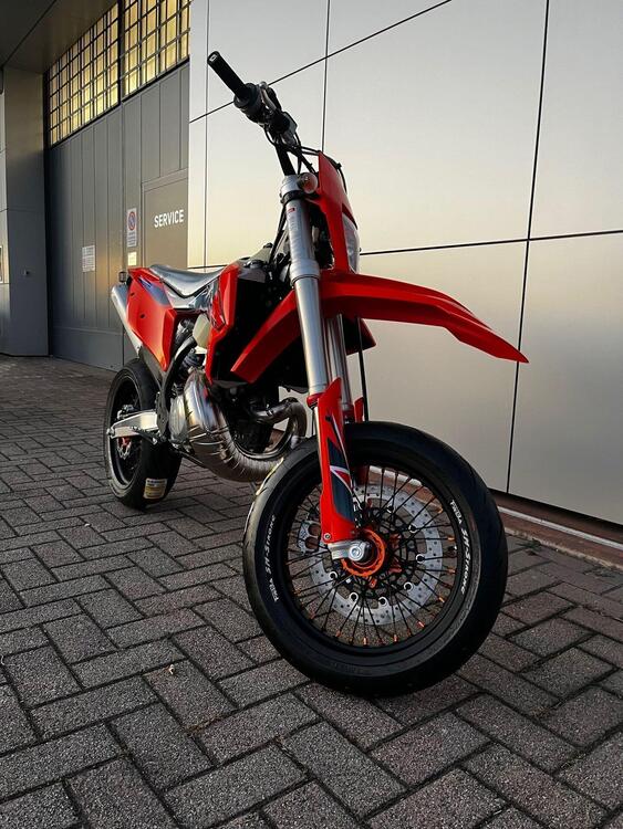 KTM 250 SX (2023) (2)