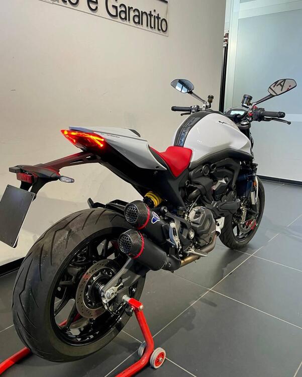 Ducati Monster 937 + (2021 - 25) (4)