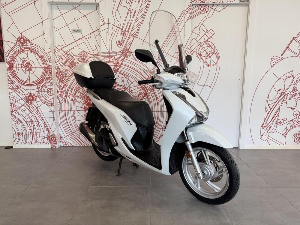 Honda SH 150 i (2017 - 19) (2)