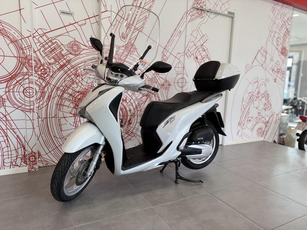 Honda SH 150 i (2017 - 19) (5)