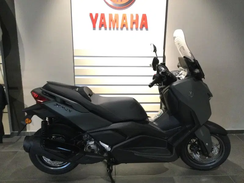 Yamaha X-Max 300 (2025 - 26)