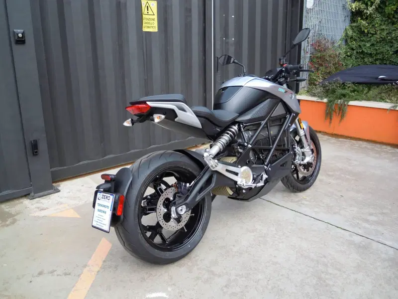 Zero S (2015 - 23) (4)