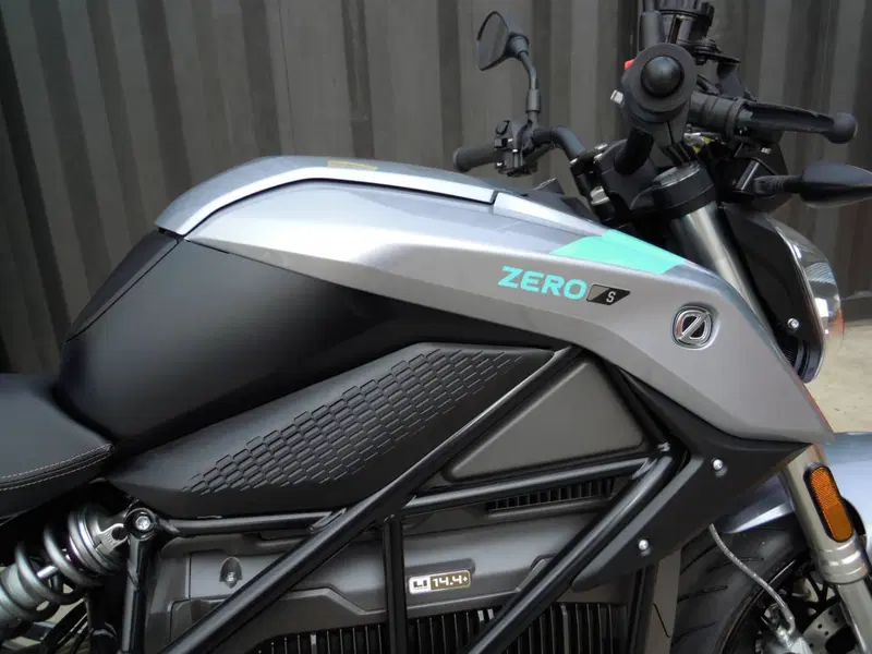 Zero S (2015 - 23) (9)