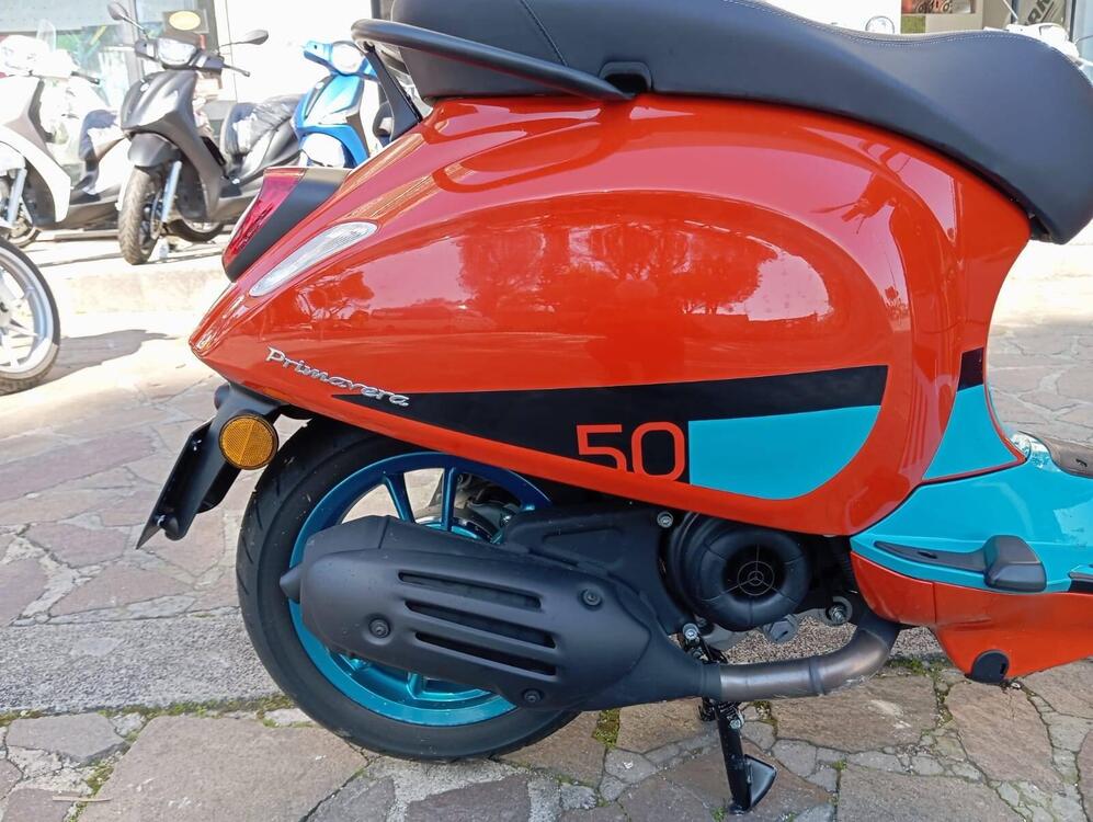 Vespa Primavera 50 Color Vibe (2023 - 24) (3)