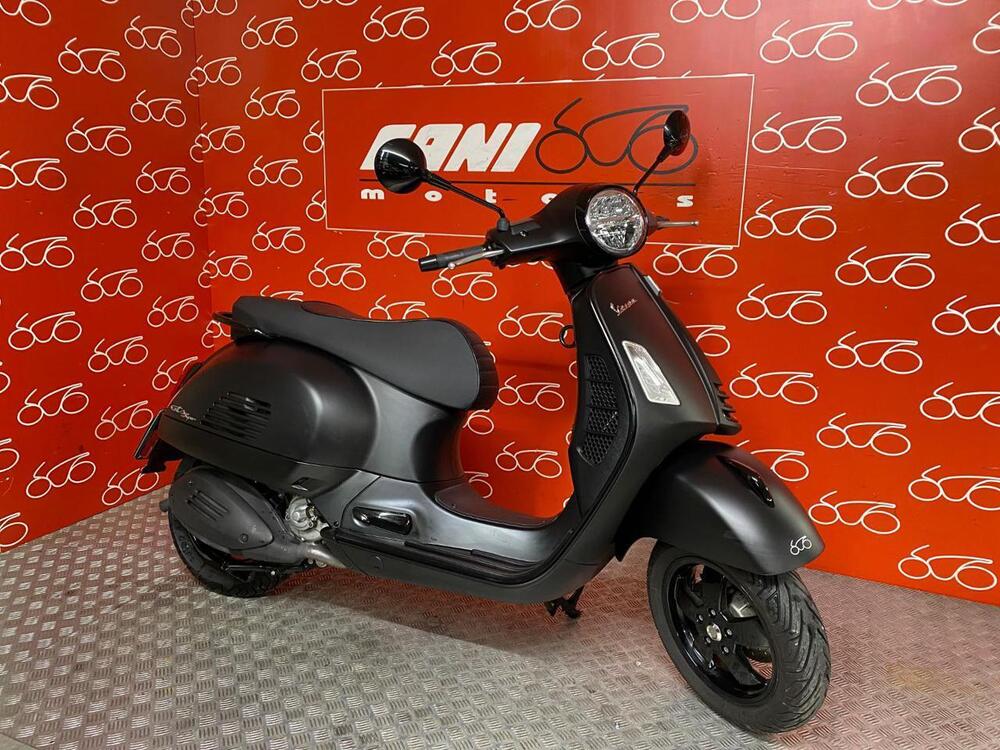 Vespa GTS 300 Hpe (2019) (2)