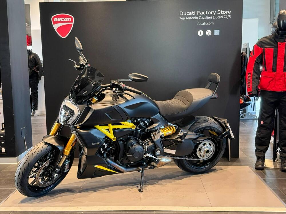 Ducati Diavel 1260 S (2021 - 22) (4)