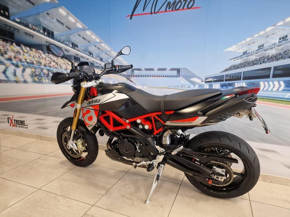 Aprilia Dorsoduro 900 (2017 - 20) (4)