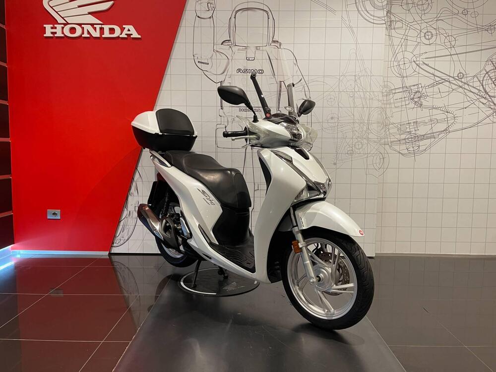 Honda SH 150 i (2017 - 19) (3)