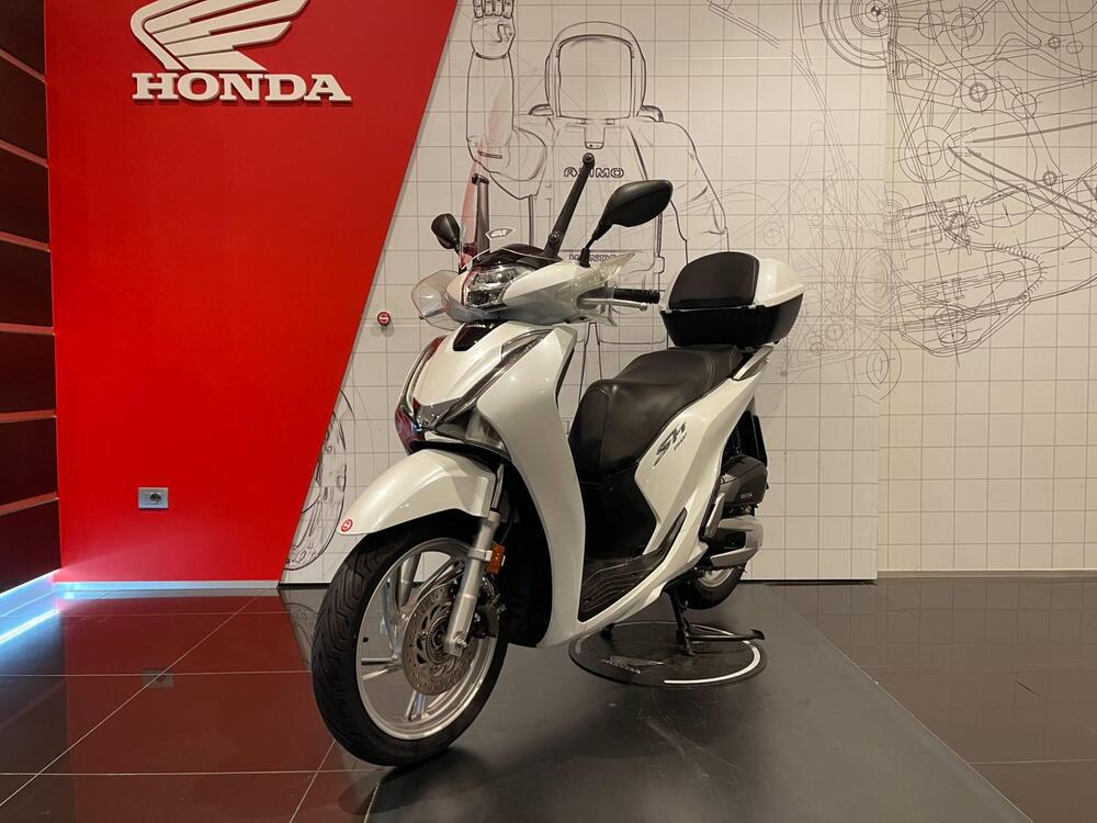 Honda SH 150 i (2017 - 19) (5)