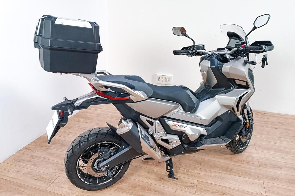 Honda X-ADV 750 (2017) (3)