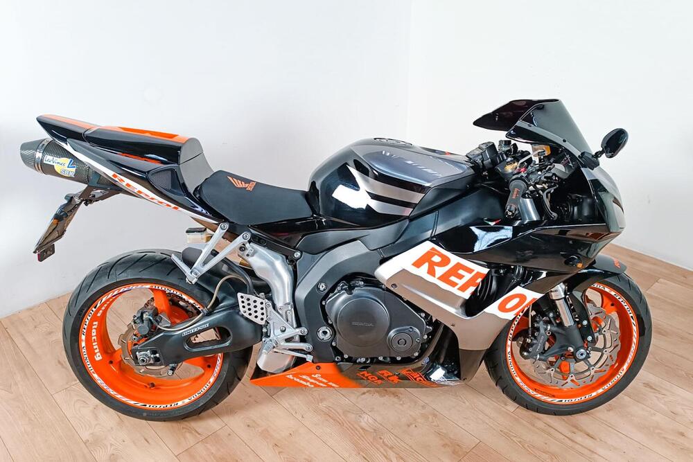 Honda CBR 1000 RR C- ABS (2009 - 11)