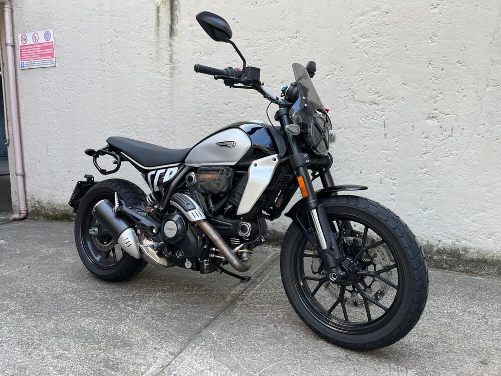 Ducati Scrambler 800 Icon (2023 - 25) (2)