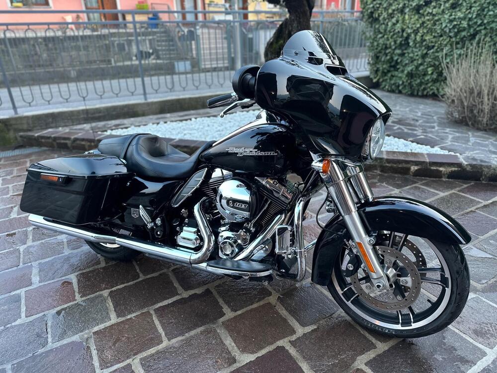 Harley-Davidson 1690 Street Glide Special (2014 - 16) - FLHX