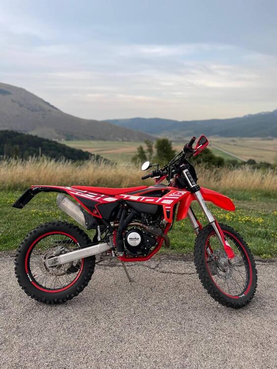 Betamotor RR 125 4T Enduro LC (2021 - 23) (3)