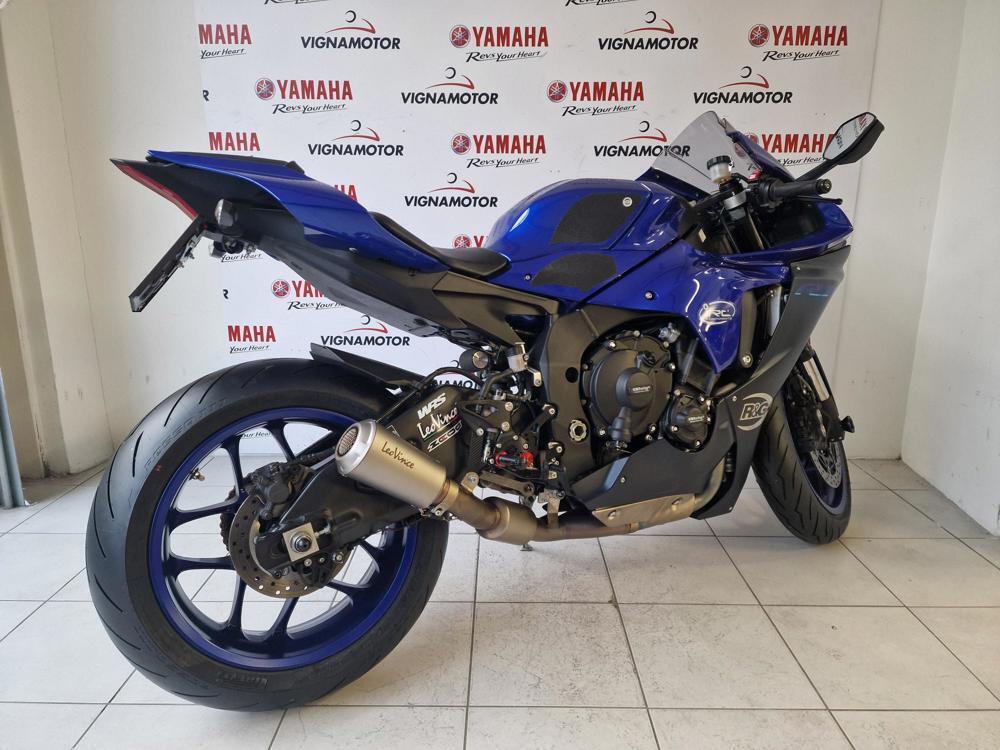 Yamaha YZF R1 (2020 - 25) (5)