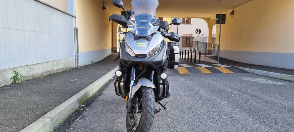 Honda X-ADV 750 DCT (2021 - 24) (4)