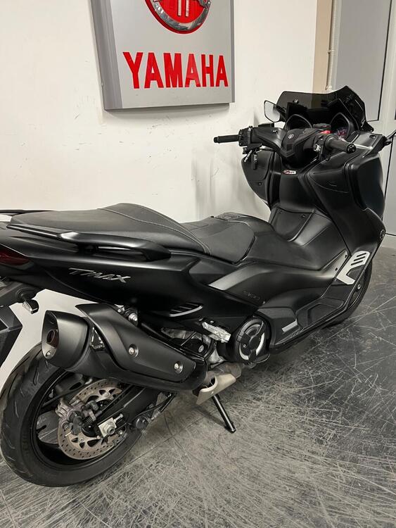 Yamaha T-Max 560 (2022 - 24) (4)