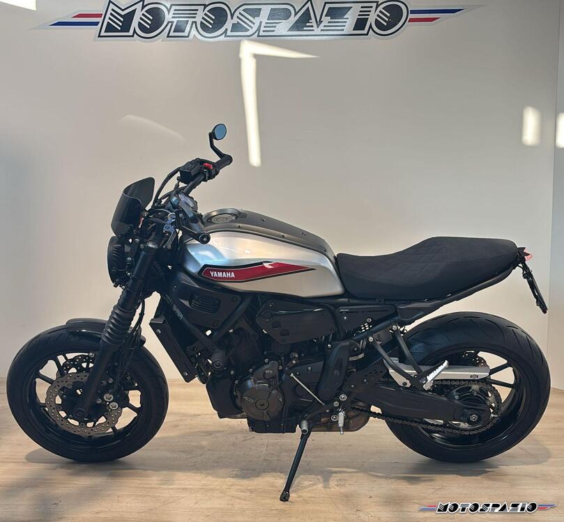 Yamaha XSR 700 ABS (2016 - 20) (2)