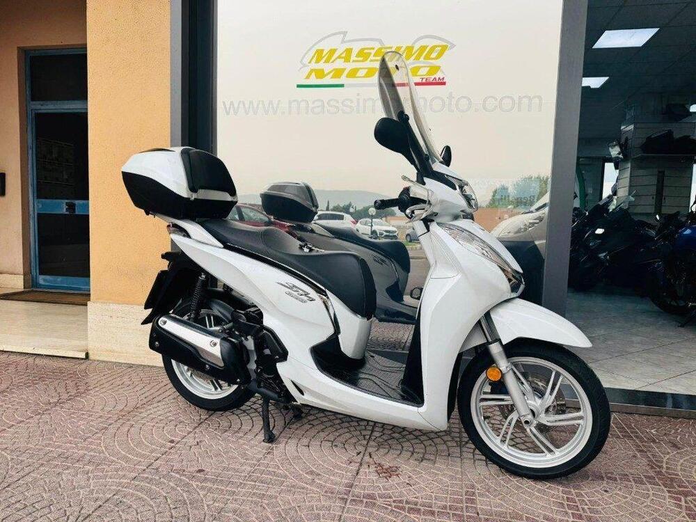 Honda SH 300 i ABS (2016 - 20) (3)