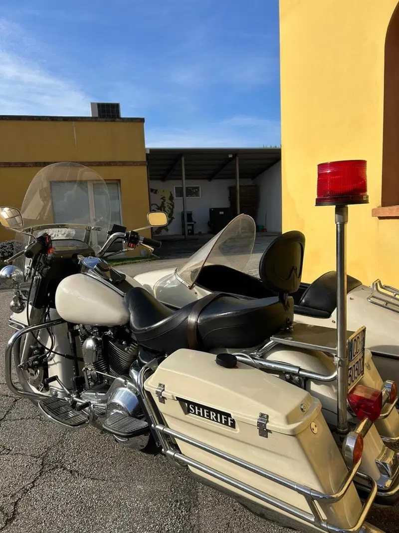 Harley-Davidson 1340 Electra Glide Standard (1995 - 99) - FLHT
