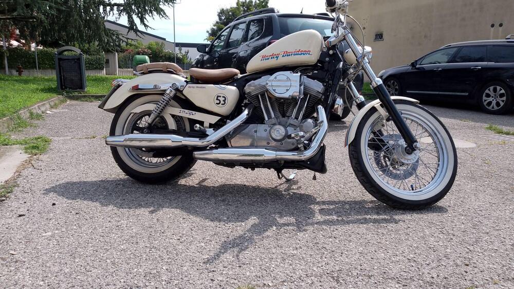 Harley-Davidson 883 Custom (2006 - 07) - XL 883C