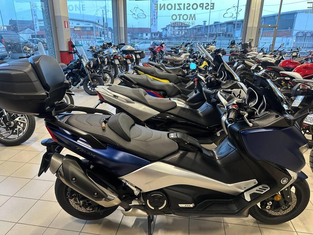 Yamaha T-Max 530 DX (2017 - 19) (2)