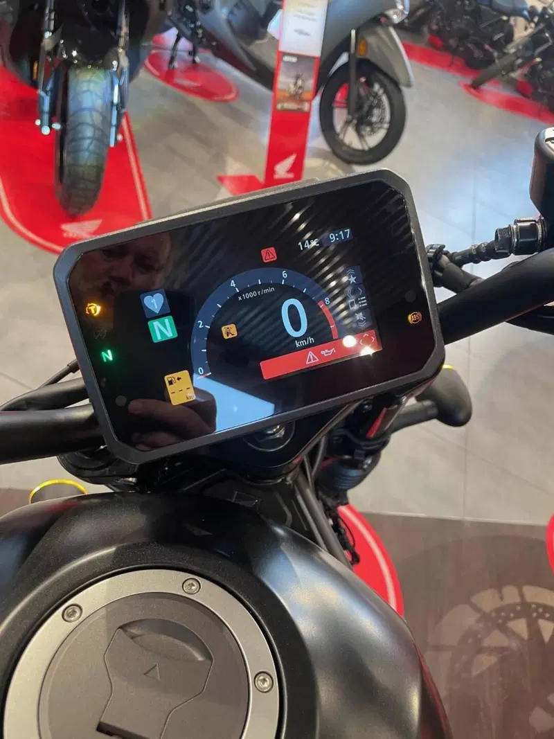 Honda CMX 1100 Rebel + Special Edition DCT (2025 - 26) (4)