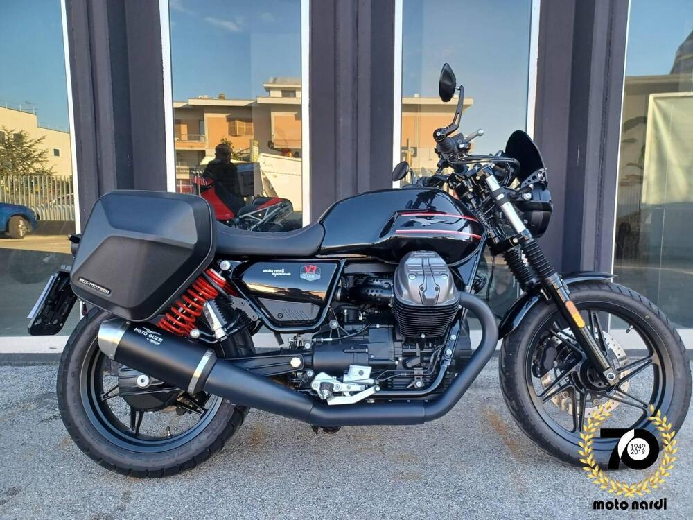 Moto Guzzi V7 Special Edition (2022 - 25) (2)