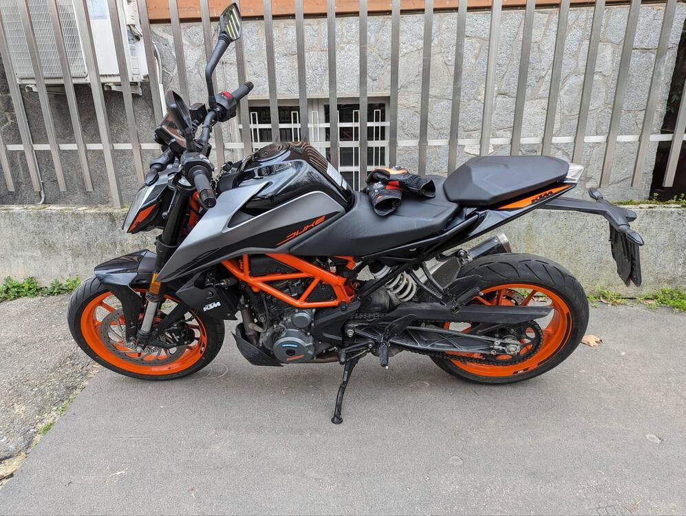 KTM 390 Duke (2021 - 23) (3)