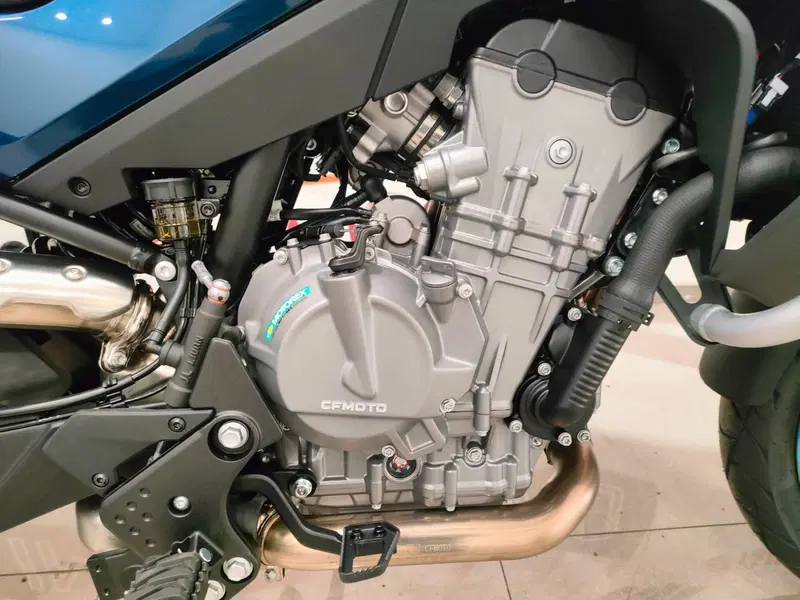 CFMOTO 800MT Sport (2022 - 26) (6)
