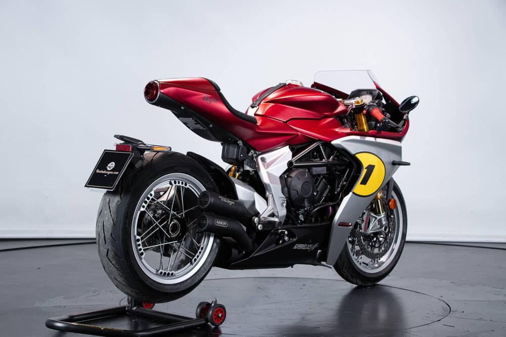 MV Agusta Superveloce 800 Ago (2021 - 23) (3)