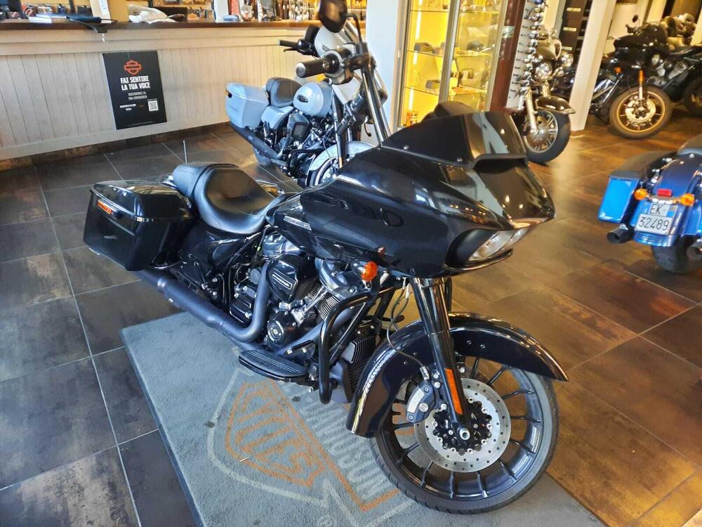 Harley-Davidson 107 Road Glide Special (2017 - 18) - FLTRXS (3)