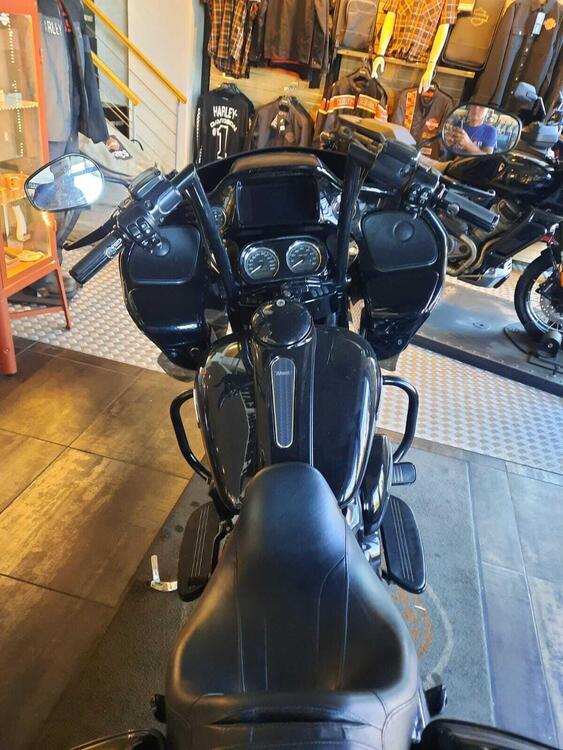 Harley-Davidson 107 Road Glide Special (2017 - 18) - FLTRXS (4)