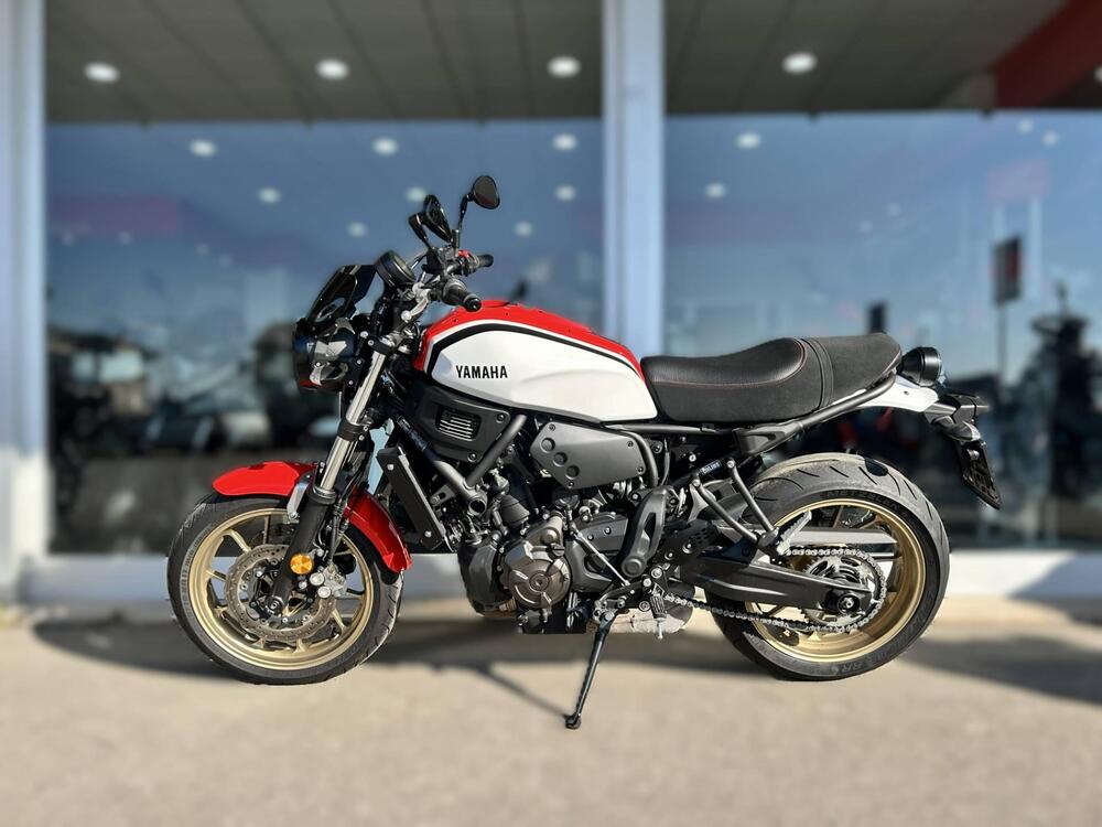 Yamaha XSR 700 ABS (2016 - 20) (2)