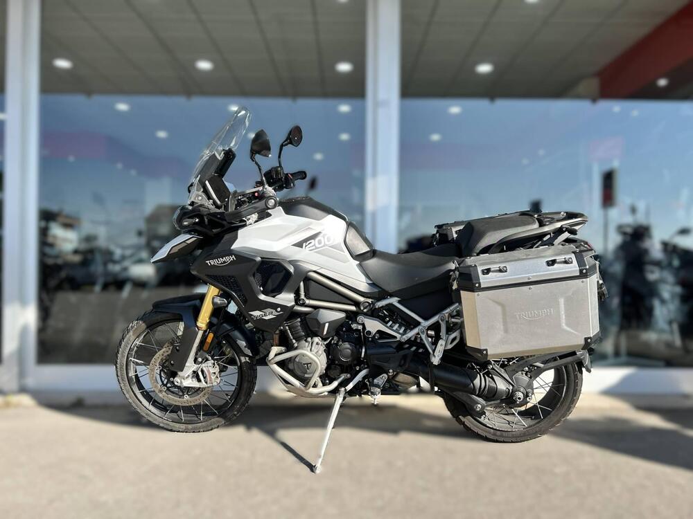 Triumph Tiger 1200 Rally Pro (2022 - 23) (2)