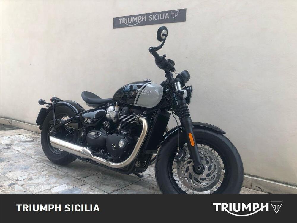 Triumph Bonneville Bobber 1200 TFC (2020) (2)