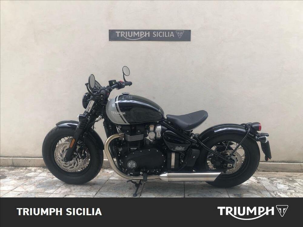 Triumph Bonneville Bobber 1200 TFC (2020) (4)