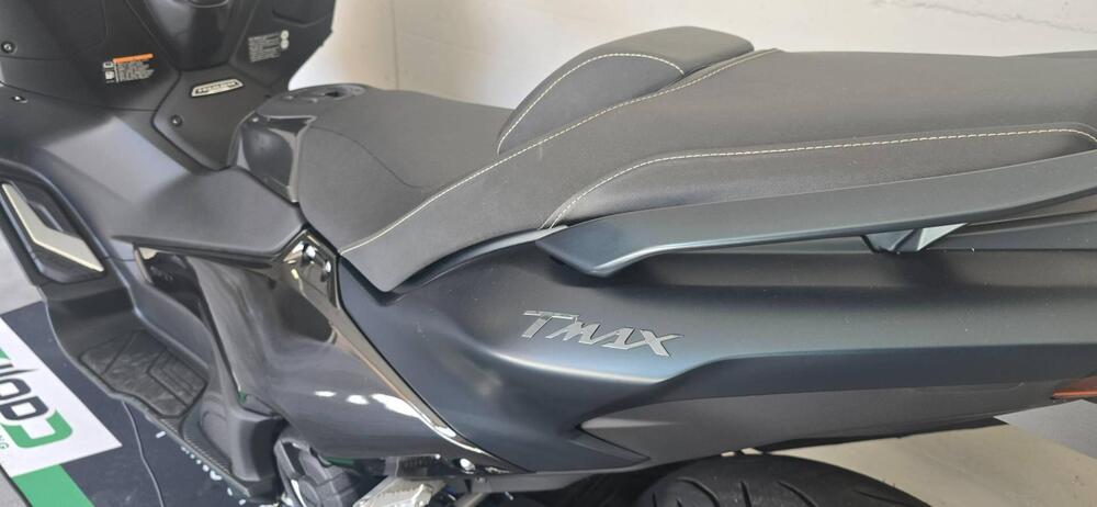 Yamaha T-Max 560 Tech Max (2022 - 24) (3)