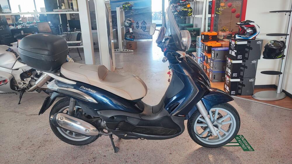 Piaggio Beverly 300 i.e. (2010 - 16)