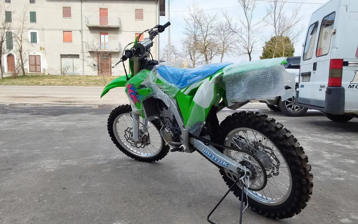 Kawasaki KX250 (2024)